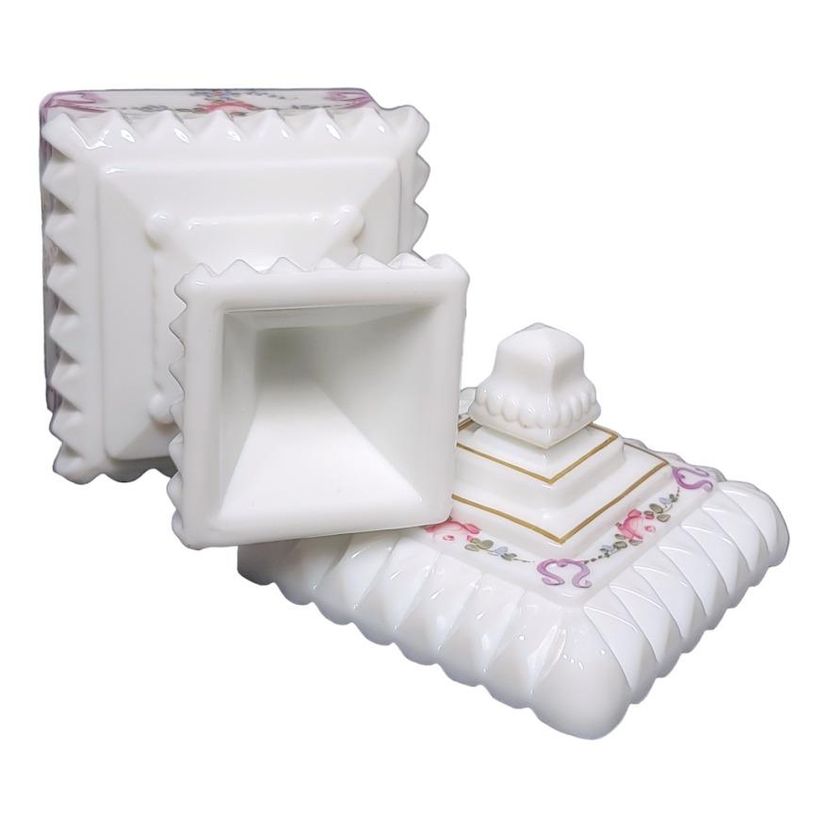 Vtg Westmoreland Milk Glass Wedding Box Covered Compote Candy Dish with Lid