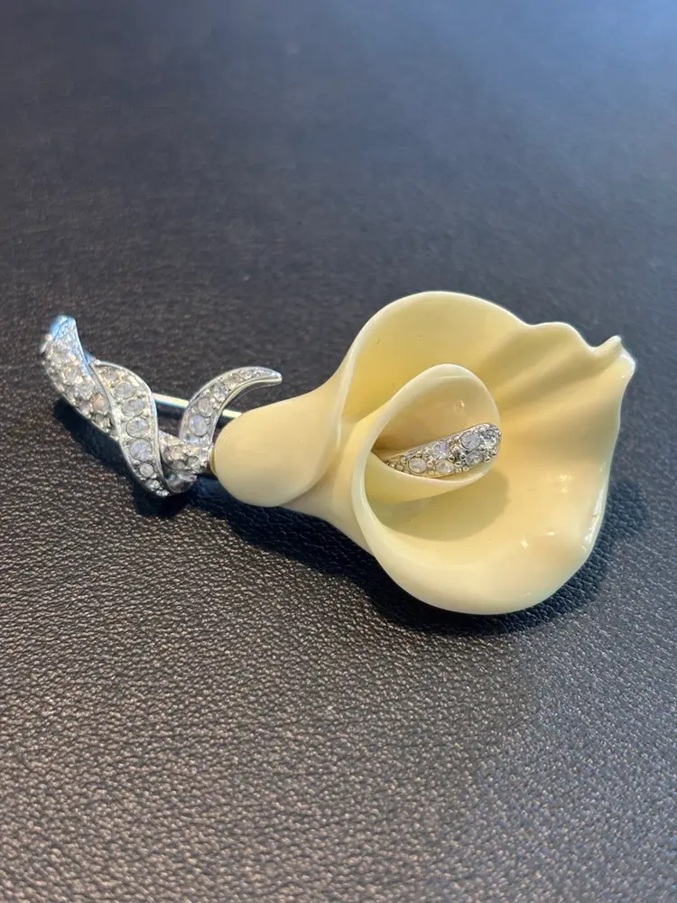 Vintage Nolan Miller Calla Lily 2 1/2” Brooch