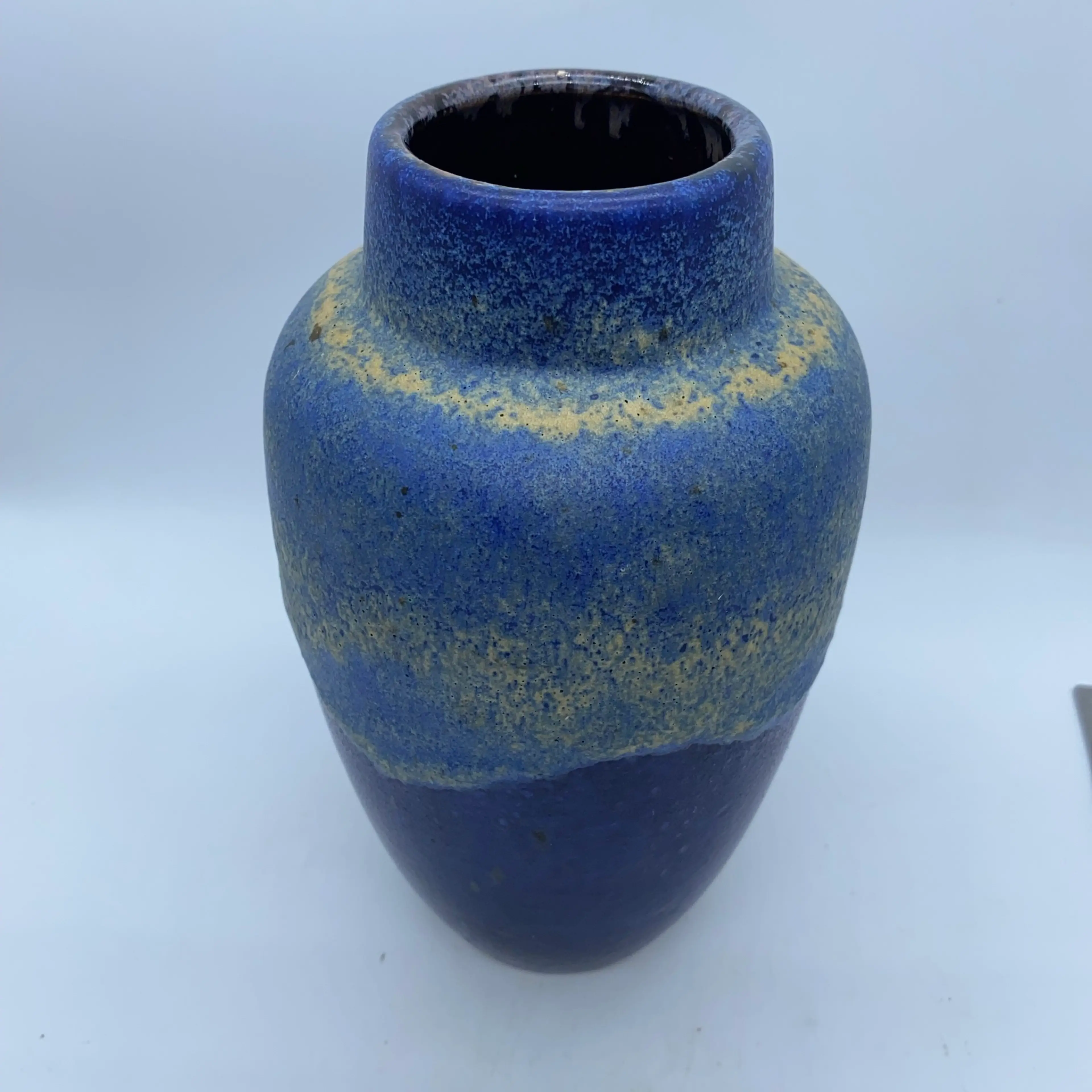 Image 2 of 7