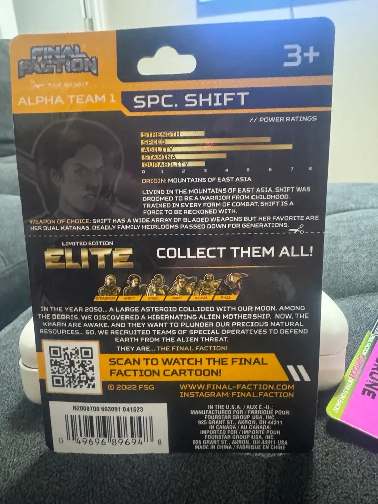 4 Final Faction Action figures 