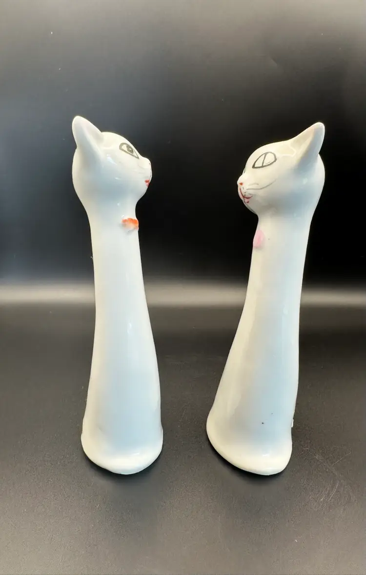 Vintage Kitties Salt & Pepper Shakers- Male & Female- Derpy!