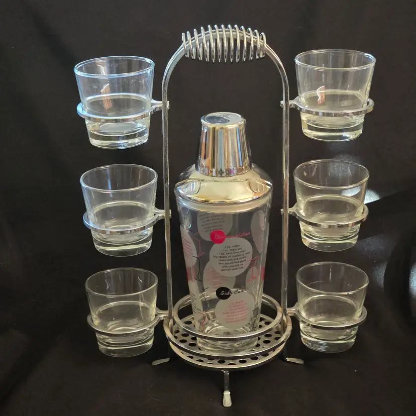 Barware Cocktail Shaker Set 6 Glasses Metal Rack Retro Unbranded Made in Taiwan