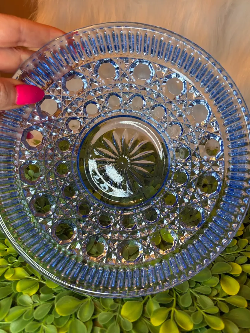 Vintage Federal Indiana Glass Blue Windsor Button & Cane Pressed Glass Bowl