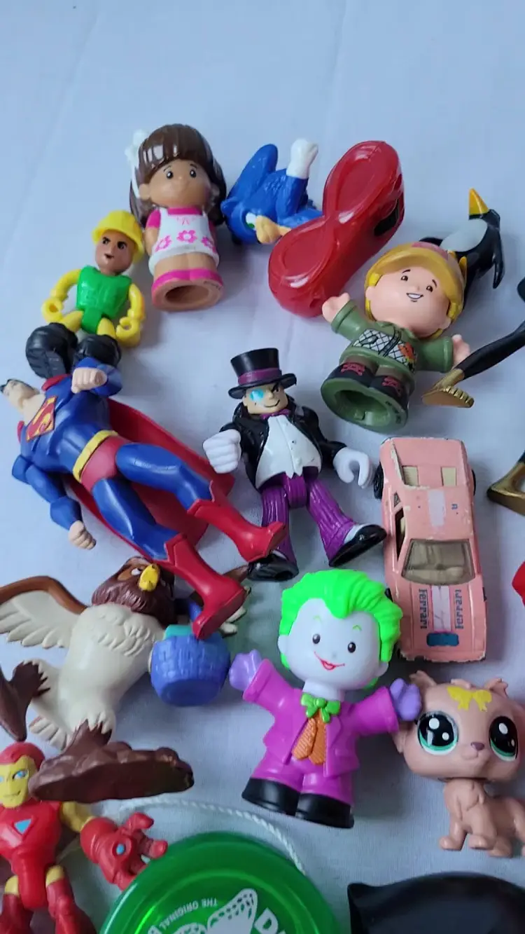 Lot Mixed Toys Figures Trolls LPS Little People Squishville Sonic Pj Masks (Usb2 10.11.1)