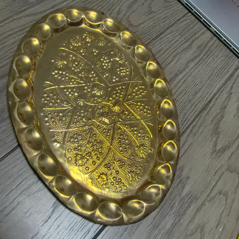 Vintage Brass Oval Tray Wall Hanging Repoussé Floral Scalloped Edge ~16”x11”