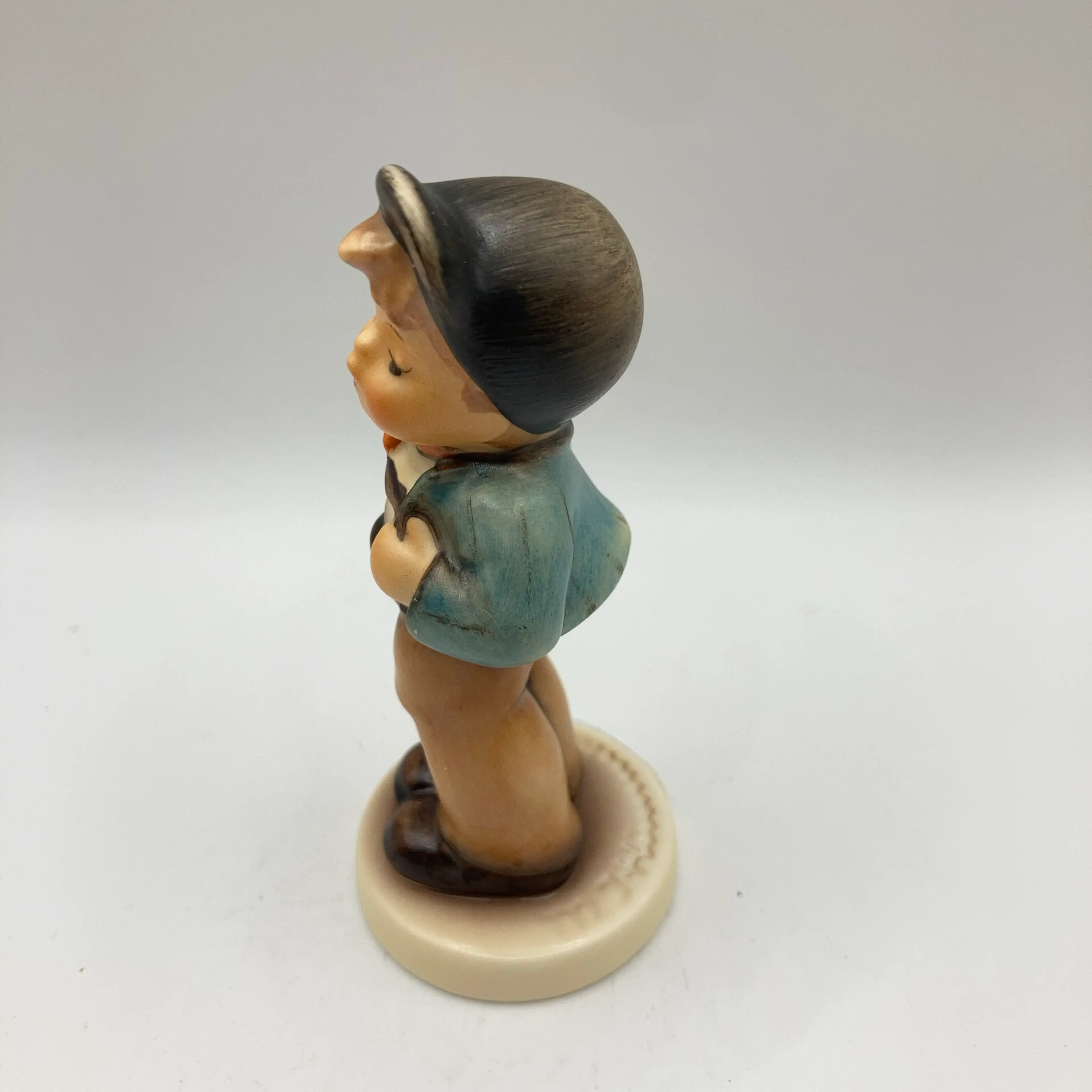 Image 2 of 8