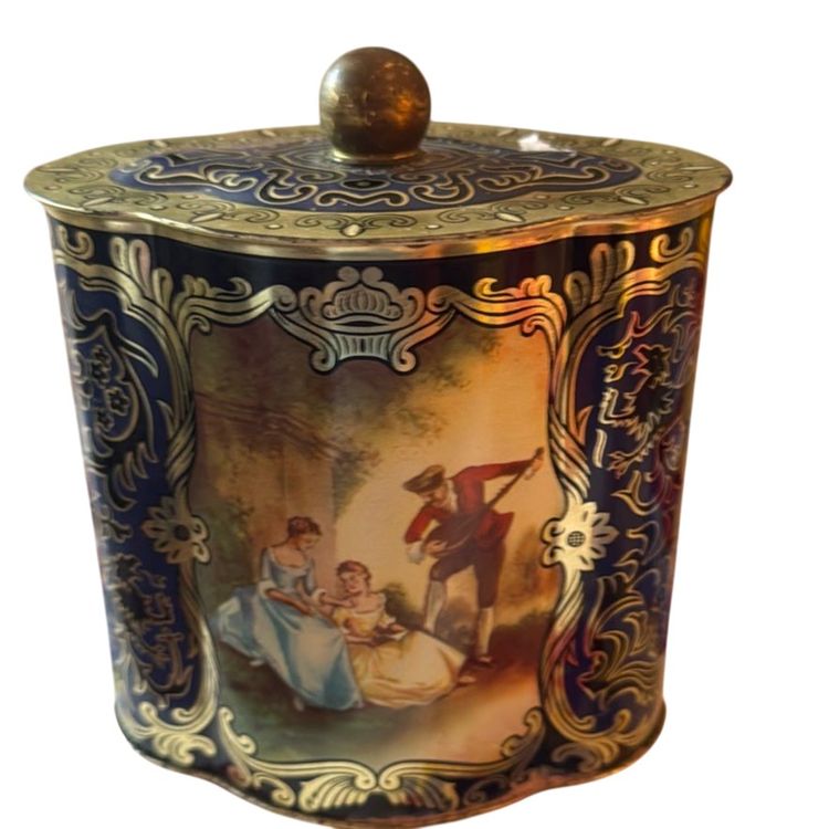 Vintage tea/biscuit Tin