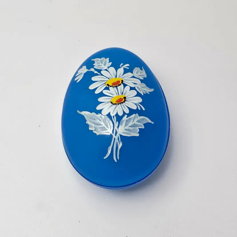 Vtg Westmoreland Blue Satin Glass Egg Shaped Trinket Box w/ Hand Painted Daisies