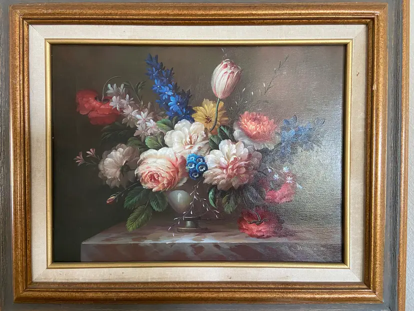 Floral Still Life, Oil on Canvas, Original Framed and Signed By W. Richard, 23" x 20"