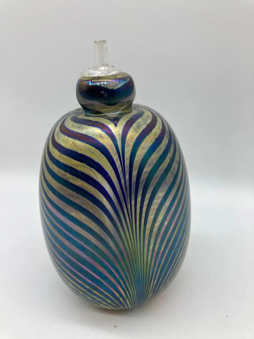 Brian Maytum Iridescent Pulled Feather Glass Candle Oil Lamp 5” X 3.25”, Signed