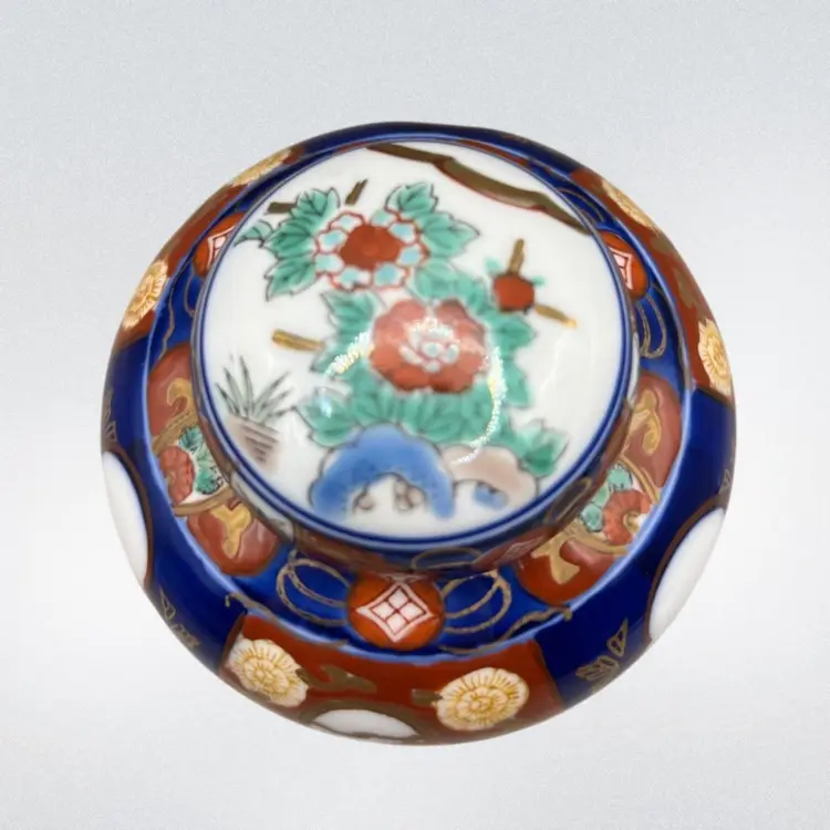 Small Porcelain Ginger Jar Gold Imari Hand Painted Japan 5”