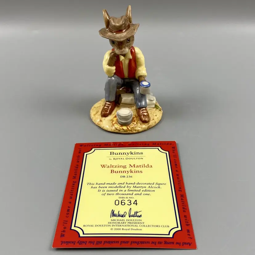 Waltzing Matilda Bunnykins Figurine DB236 634/2001 Royal Doulton 2000 COA