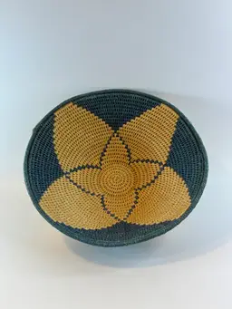 Handwoven Batoro Raffia Basket/ Bowl 7.5”