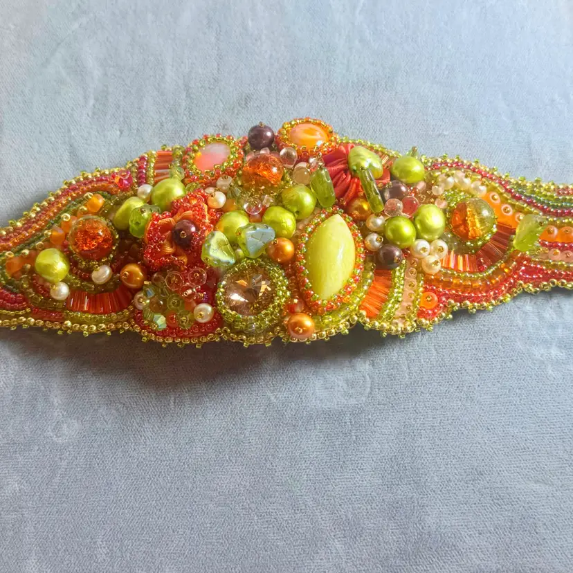 Gorgeous Hand Beaded Bracelet 7.5”