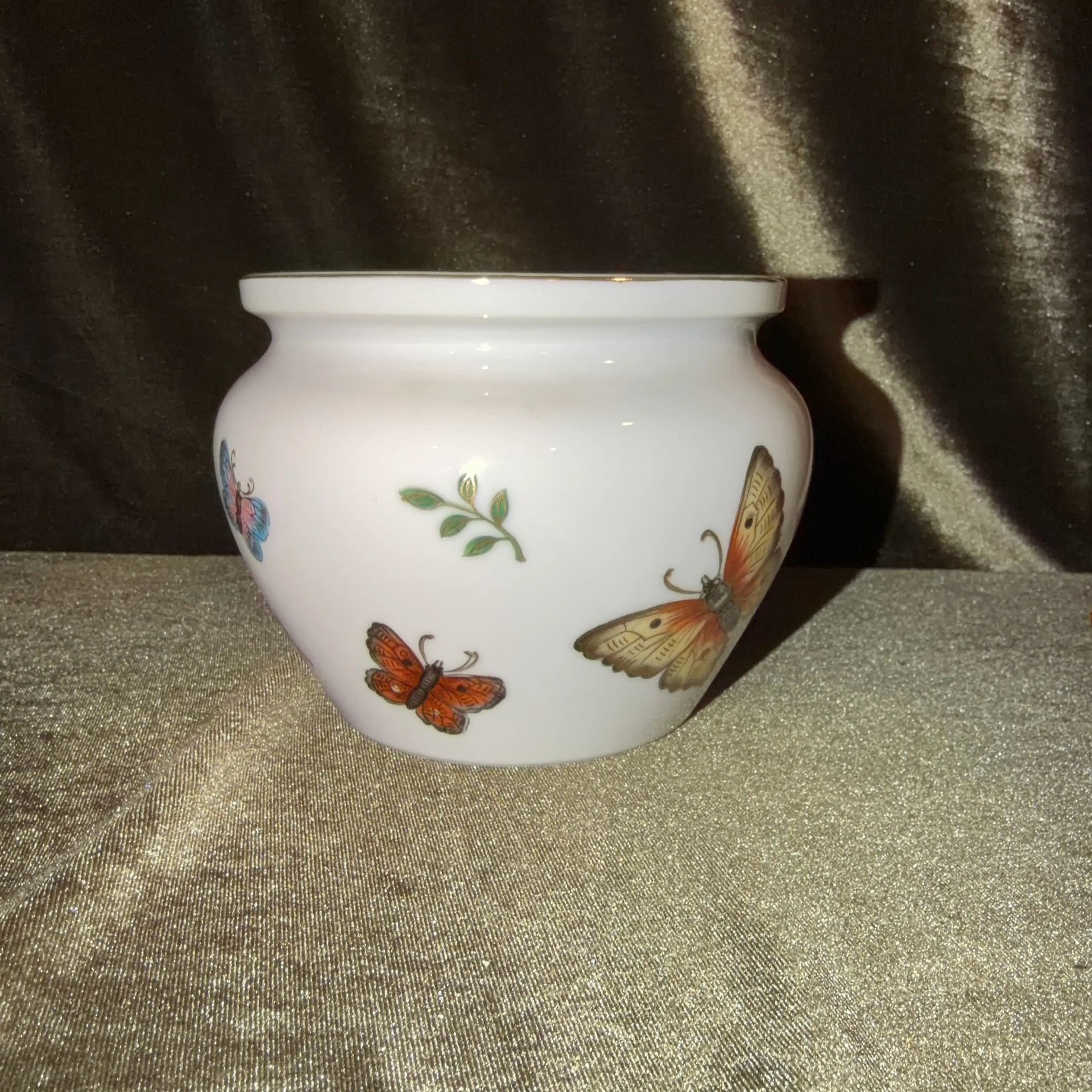 Image 1 of 8