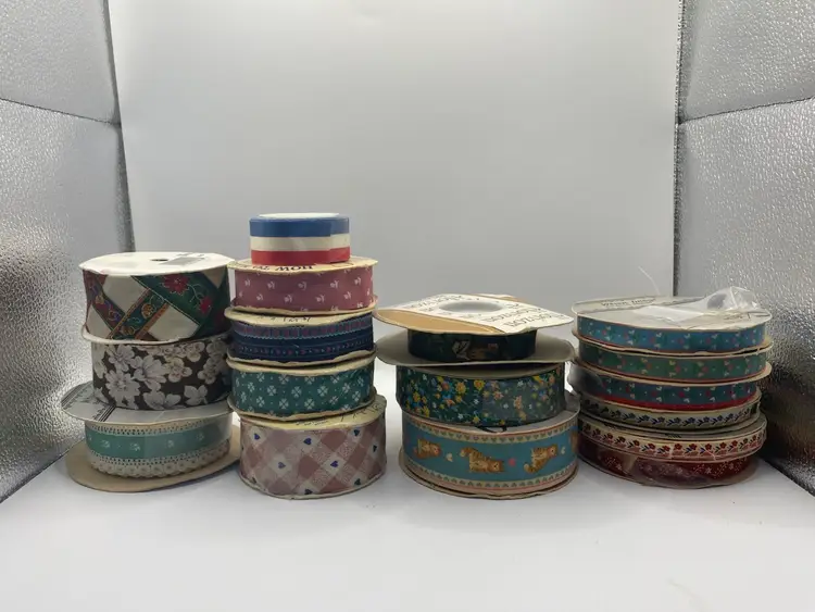 Lot Of Vintage Ribbons