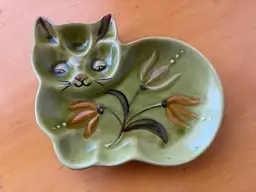 Vintage Sweet Los Angeles Potteries Avocado Green Cat Trinket Tray