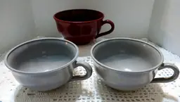 3 Tea/Coffee Cups. Approx 1940s Ovide Platonite 2 gray 1 maroon