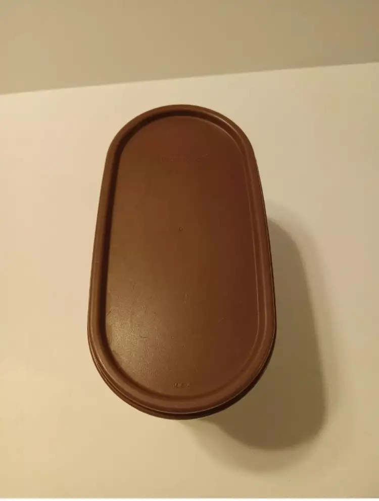 Vintage Tupperware 4 3/4 Cup Container 1612-24 Clear with 1616-4 Brown Lid