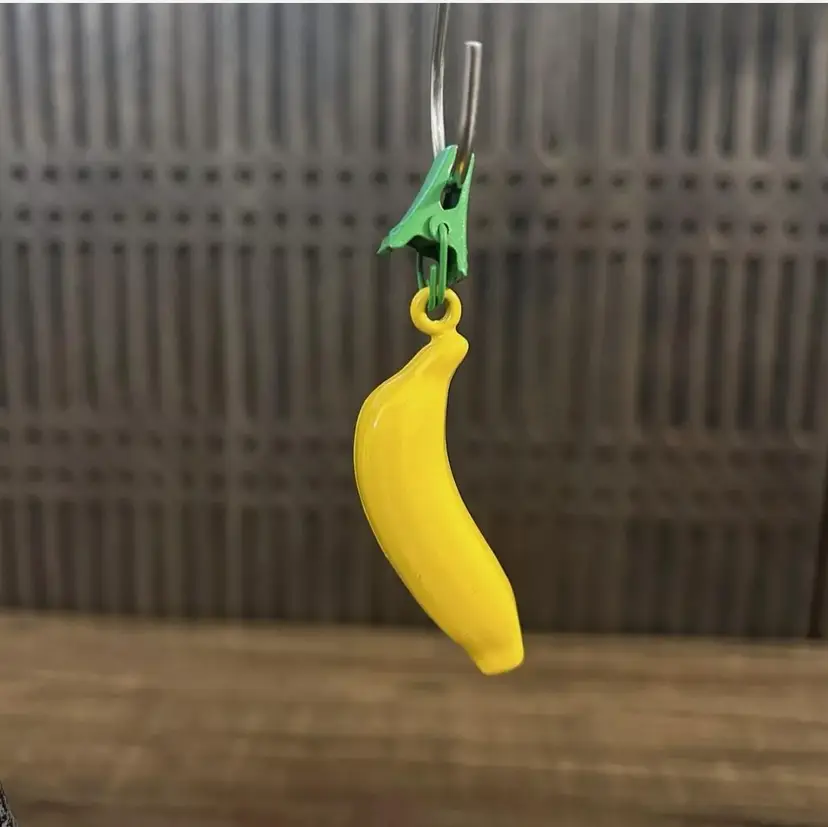 Vintage Tablecloth Weights Banana Bananas 🍌 Clips Clamp Set Of 4