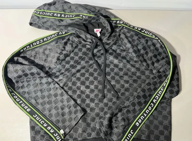 Vintage Y2K Juicy Couture Zip Up Arms, Black/green Hoodie medium Sweatshirt