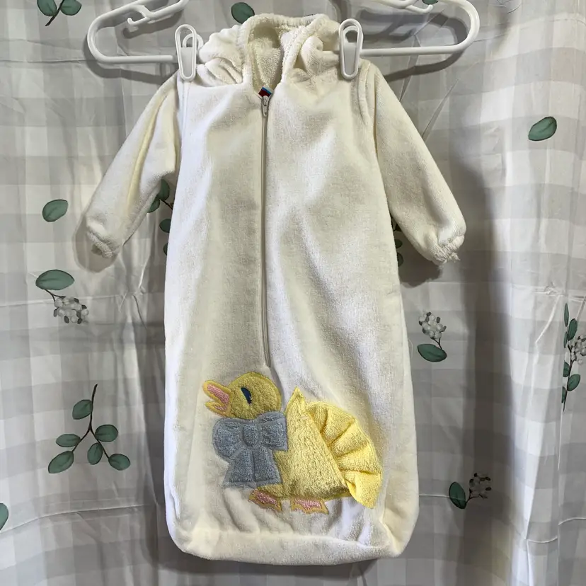 Vintage Silly Phillie Hooded Bath Towel Bunting 2000