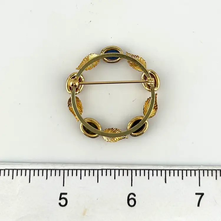 Gold Tone Leaf & Carved Stone Scarab Brooch 1.5”