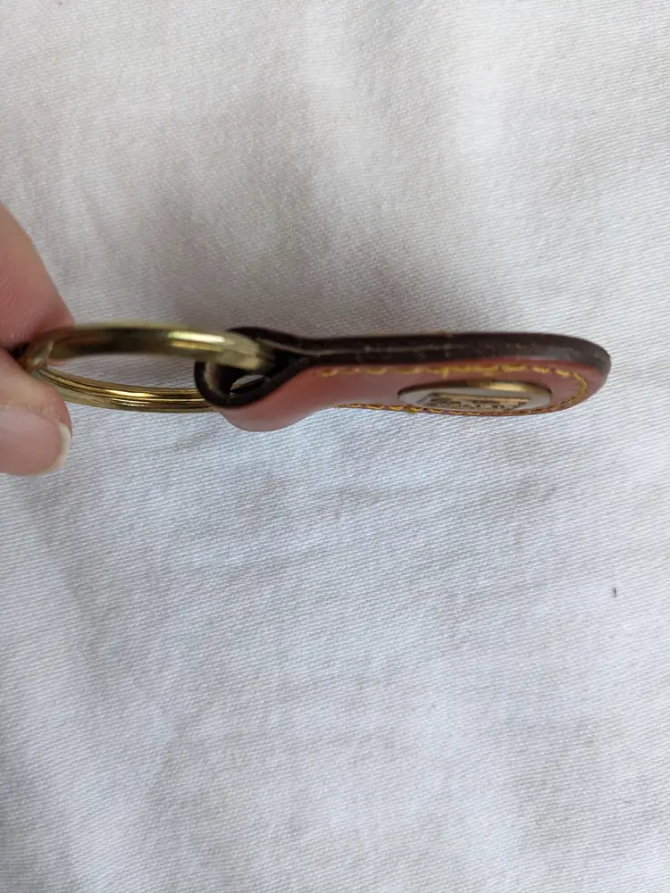 Vintage PGA Golf Tour Goldtone Brown Leather Key Chain