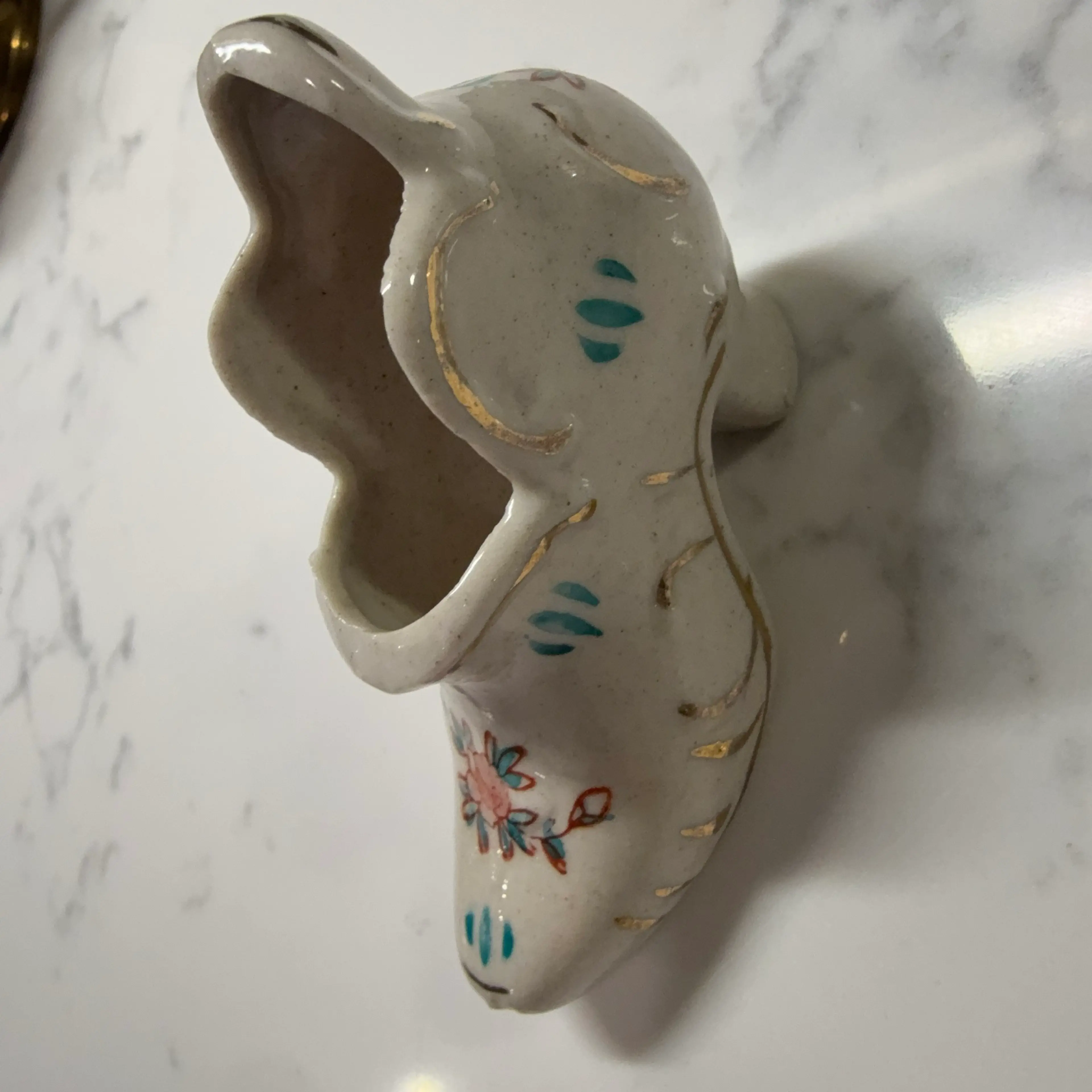 Image 2 of 4