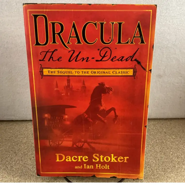 Dracula The Un-Dead | Dacre Stoker And Ian Holt | First New American Library Printing Paperback 2010
