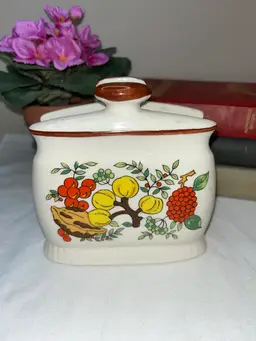 Ceramic Groovy Napkin Holder