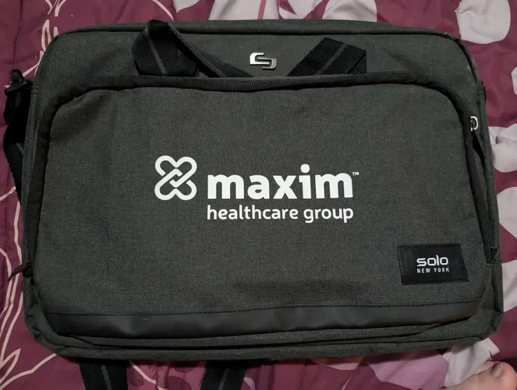 Astor Slim Brief Messenger Style Bag