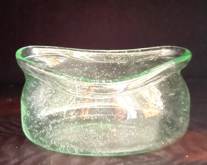 Windward Art Glass Rolled Top Sac Shaped Bowl. Tiny Bubbles. Green. Hand Blown