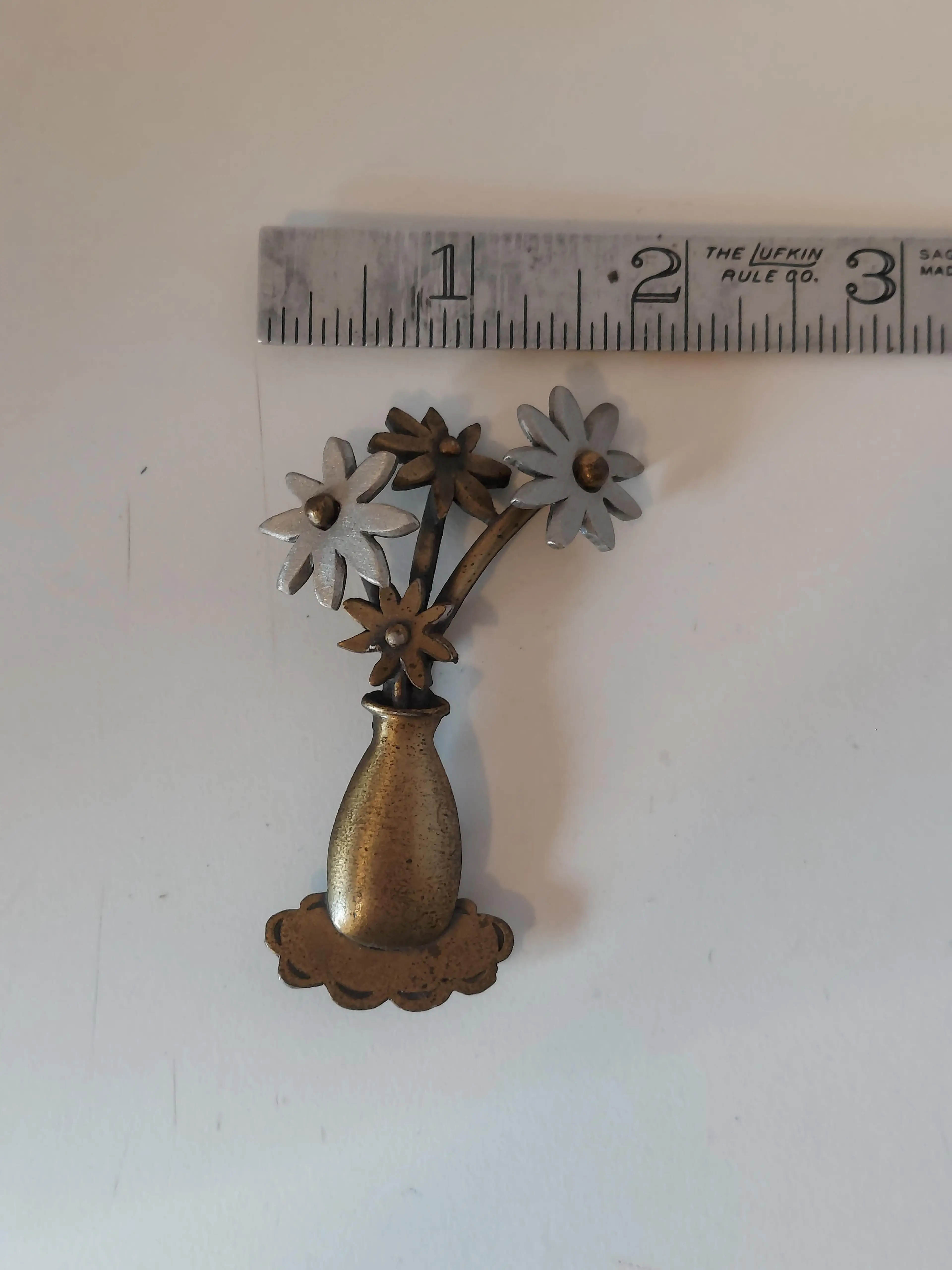 Image 4 of 6