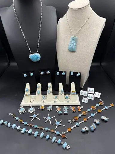 Back From DR w/ LARIMAR & AMBER!!! Coffee & Chocolate, Too!