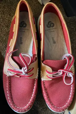 Red Clark Cloudsteppers Loafers Size 8