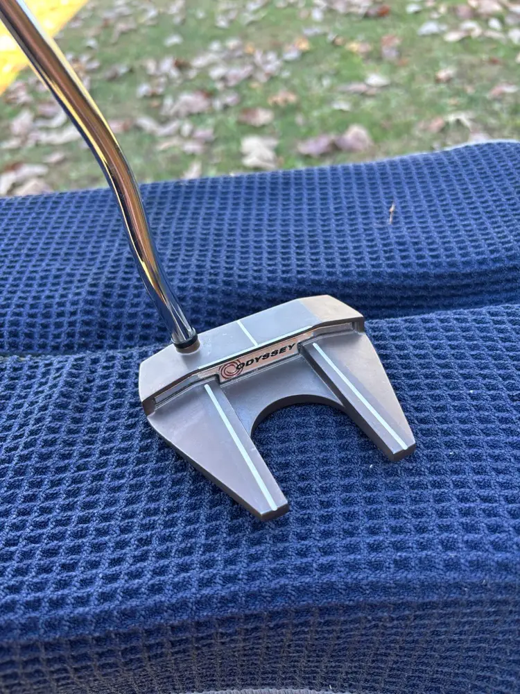 TOUR ISSUE Odyssey White Hot XG Putter