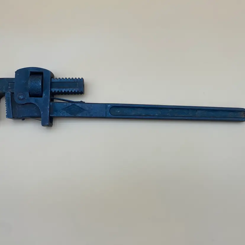 Stillson 18" Pipe Wrench - Vintage Walworth - Made in USA