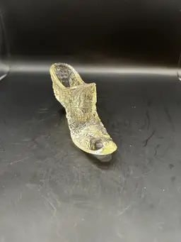 B004 Shoe in Daisy and Button pattern