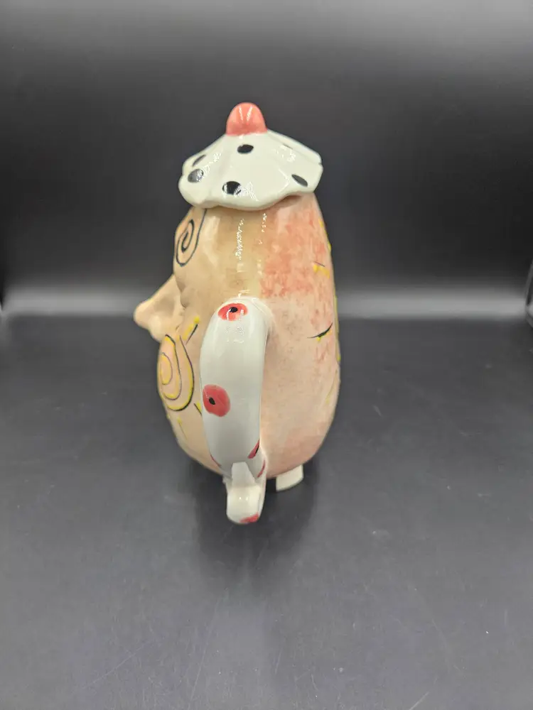 Ceramic Face Tea Pot (Pottery Peddler)