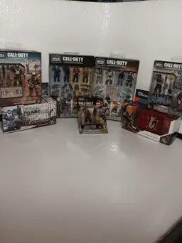 Mega construx call of duty  lot