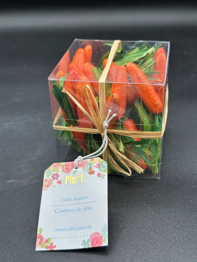 Pier 1 Hello Spring Decorative Raffia & Carrots Table Scatter - NEW