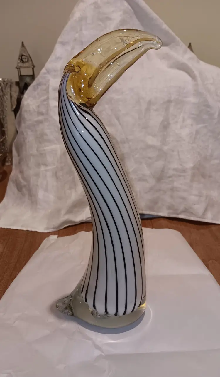 Art Glass Bird Sculpture (Toucan or Pelican)