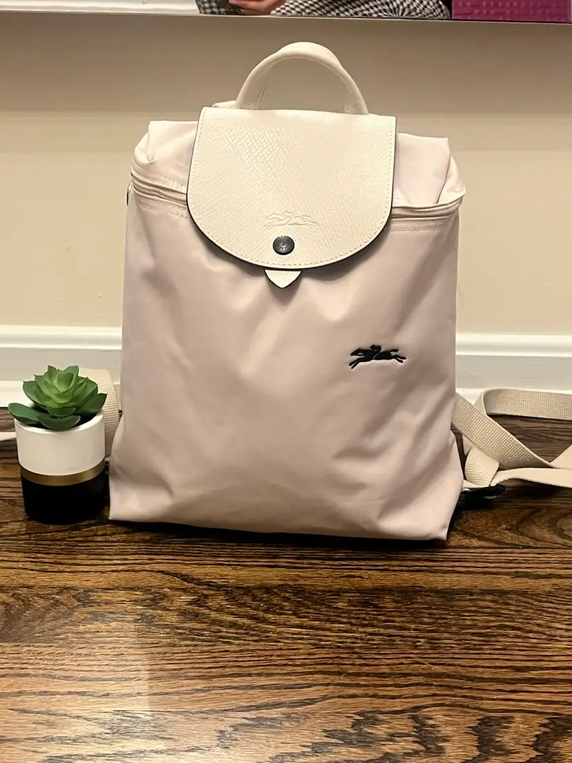 Longchamp Le Pliage Club Collection. Leather & Nylon Backpack Bag Purse Cream Tan Color