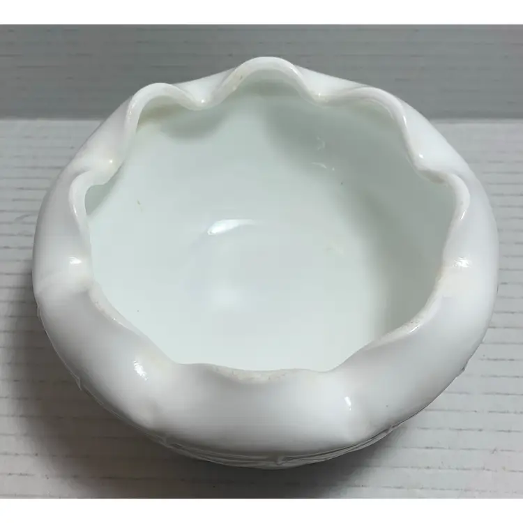 Vtg Milk Glass Indiana Glass Quilted Diamond Bowl
