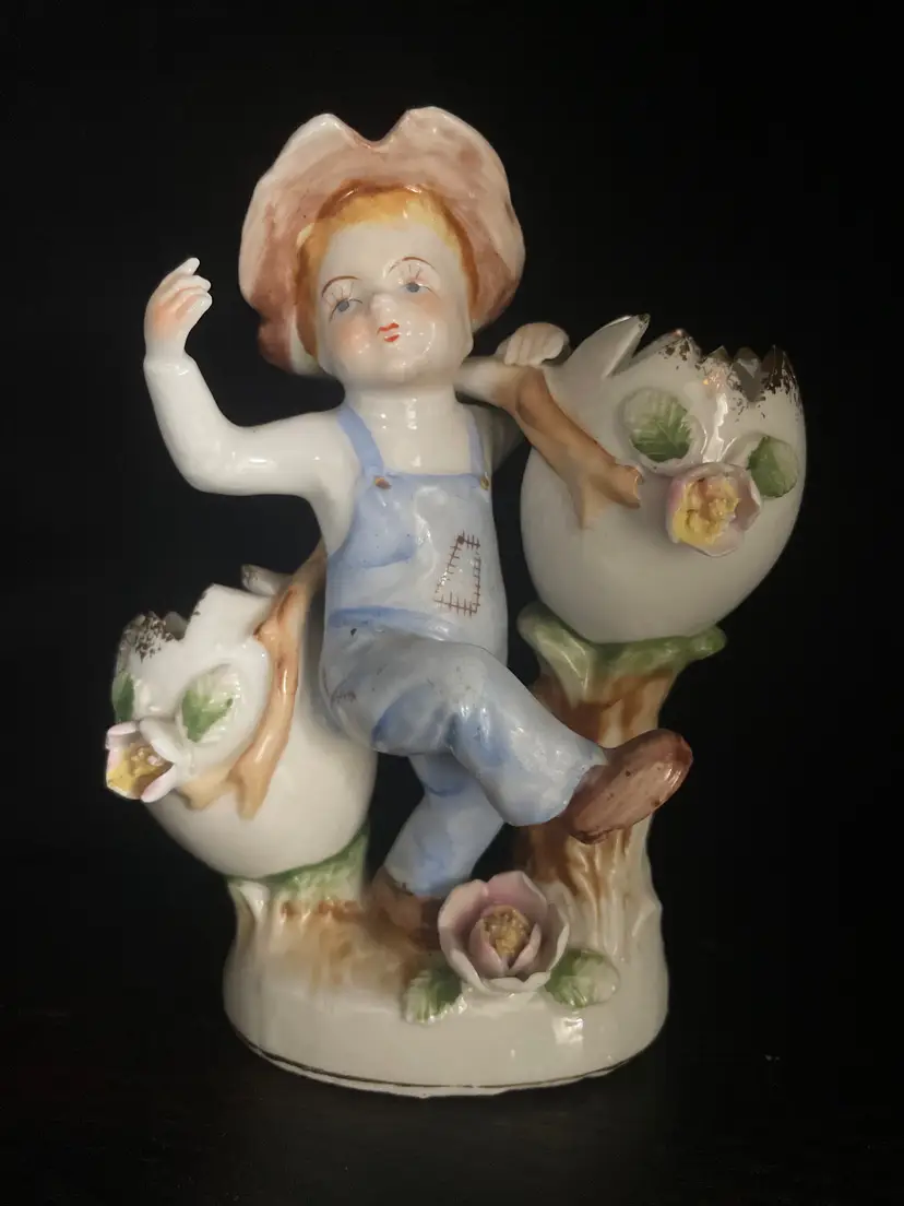 Ucagco Japan. Dancing Skipping Farm Boy With 3D Flowers Double Vase