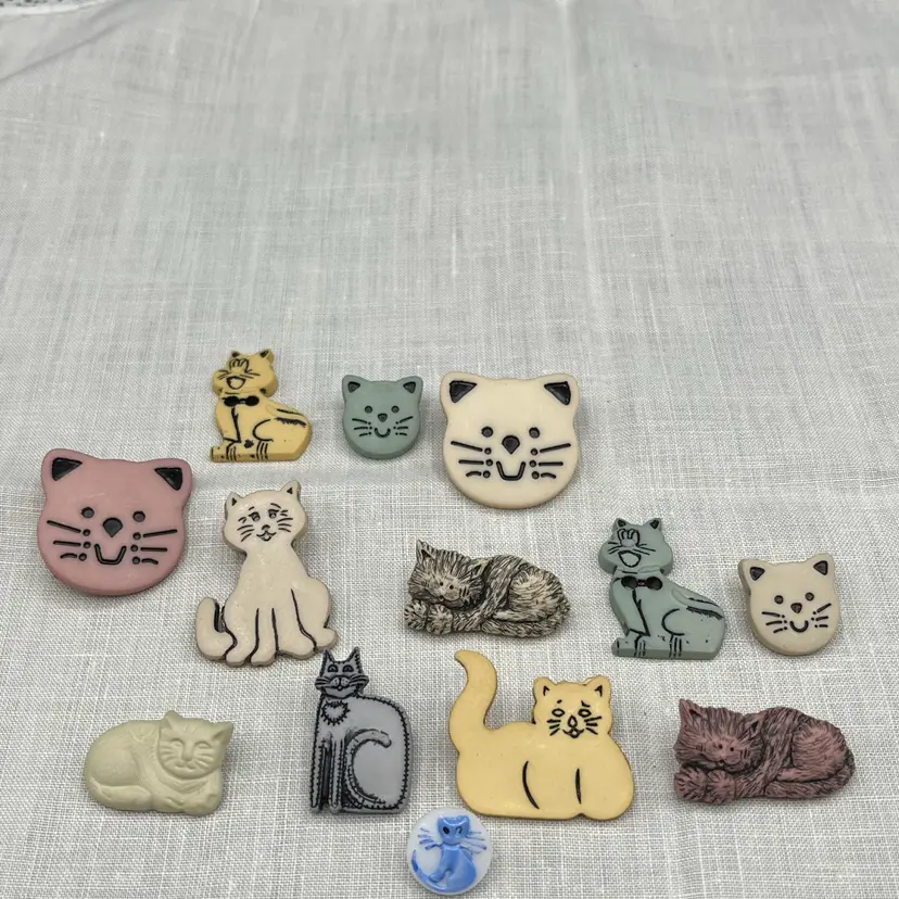 Kitty Cat Buttons Variety Resin