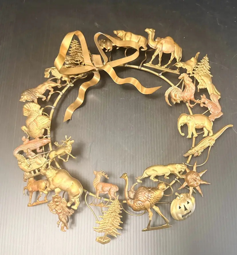 Vintage Petites Choses All Holiday Dresden Style Brass Metal Animal Wreath