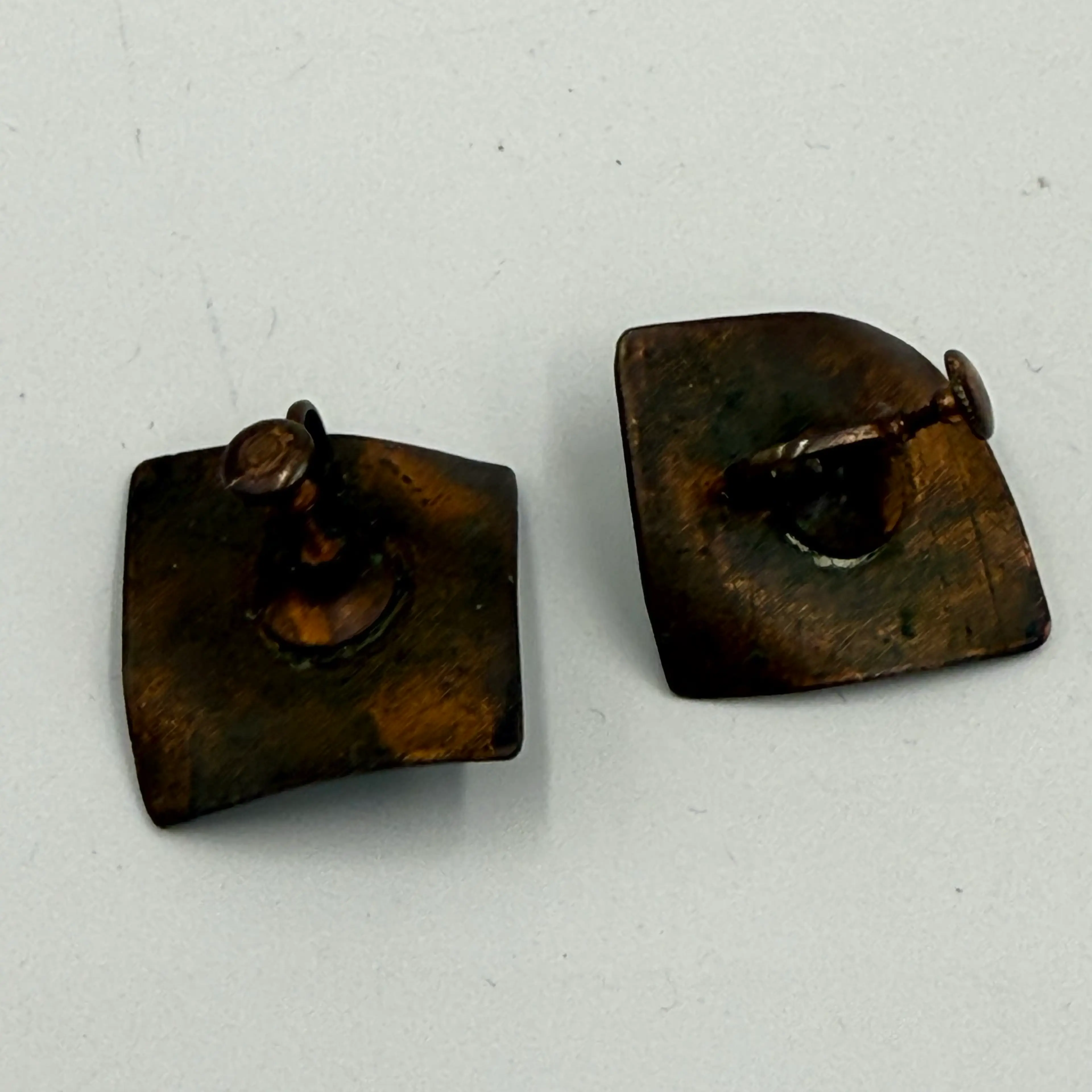 Image 2 of 7