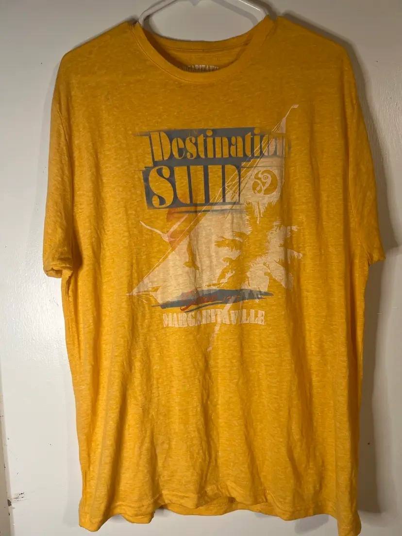 Men’s Large Margaritaville Yellow Tshirt
